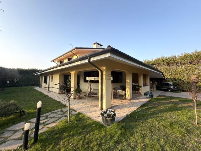 Casa in vendita a Villorba, Carità