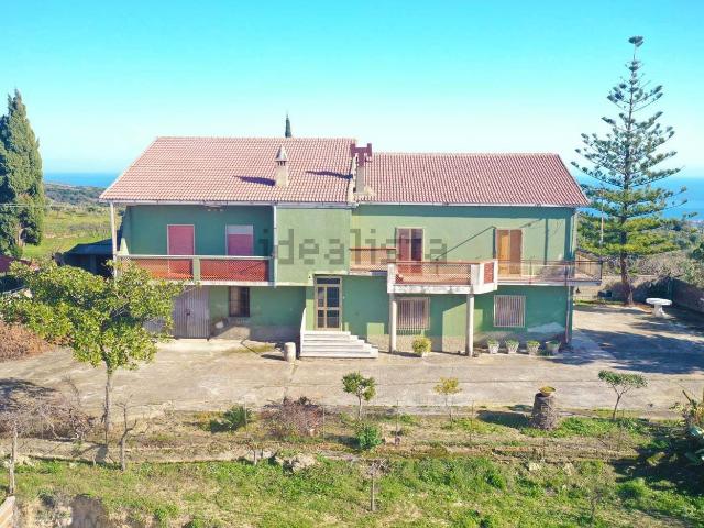 Casa in vendita a Calabria, Crotone