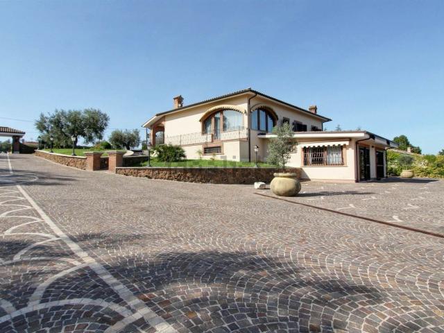 Casa in vendita a Roma Capitale, Lazio