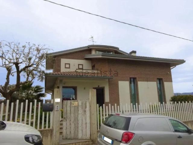 Casa in vendita a Marche, Ancona