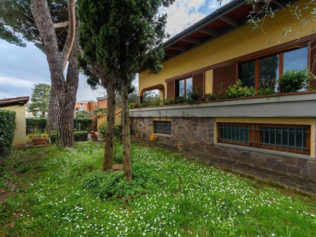 Casa in vendita a Calenzano, Toscana