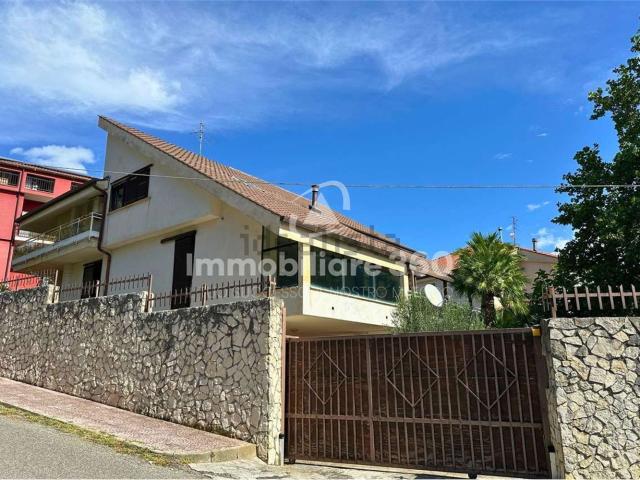 Casa in vendita a Calabria, Cosenza