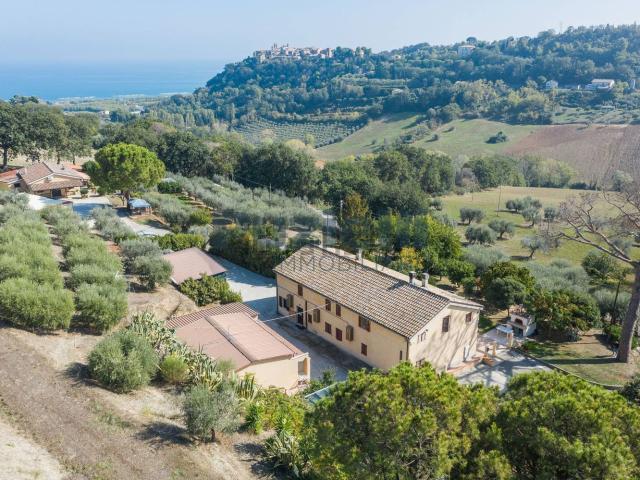 Casa in vendita a Marche, Fermo