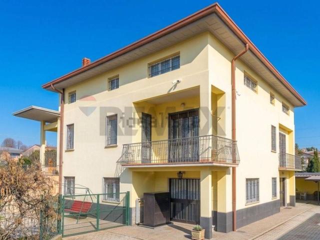 Casa in vendita a Gallarate, Lombardia