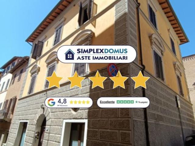 Casa in vendita a Centro, Chiusi