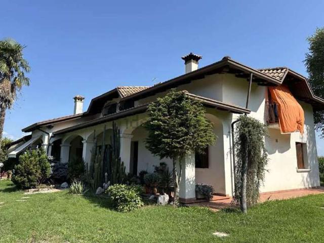 Casa in vendita a Zoppola, Friuli-Venezia Giulia