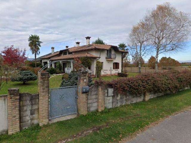 Casa in vendita a Zoppola, Friuli-Venezia Giulia