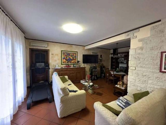 Casa in vendita a Zoppola, Friuli-Venezia Giulia