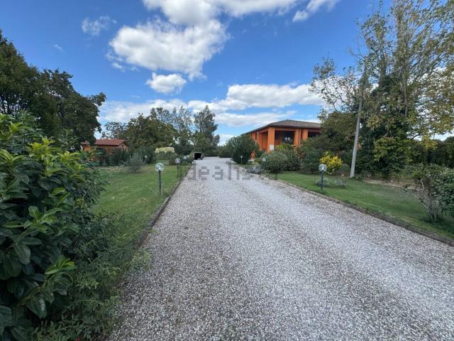 Casa in vendita a Unione Comuni Modenesi Area Nord, Mirandola