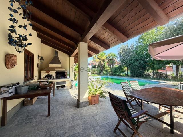 Casa in vendita a Caresanablot, Vercelli