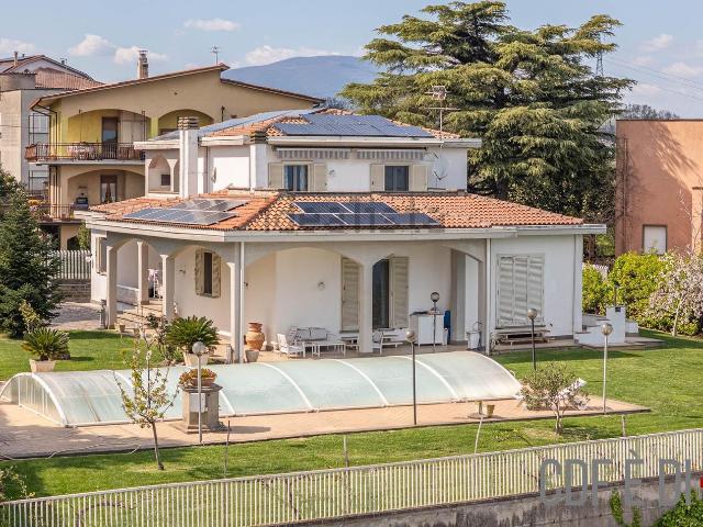 Casa in vendita a Fabrica Di Roma, Lazio