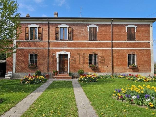 Casa in vendita a Unione dei comuni Valle del Savio, Cesenà