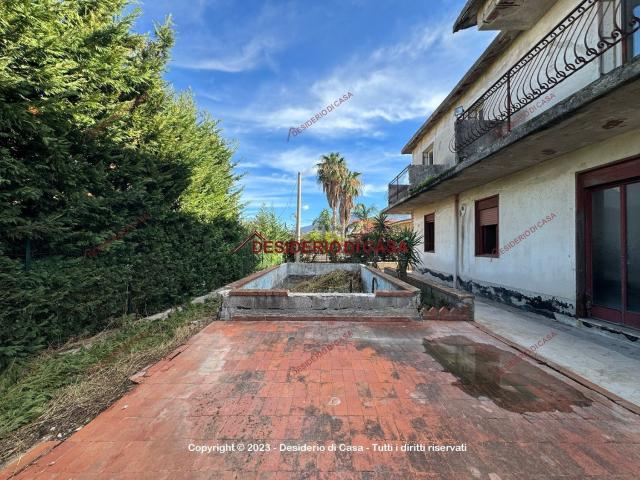 Casa in vendita a Carini, Sicilia