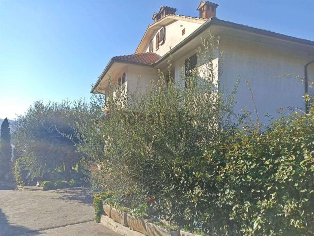 Casa in vendita a Lecchi, Toscana