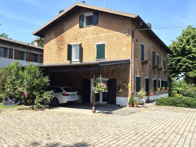 Casa in vendita a Albareto, Modena