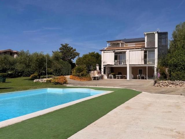 Casa in vendita a Olmedo, Sardigna/Sardegna