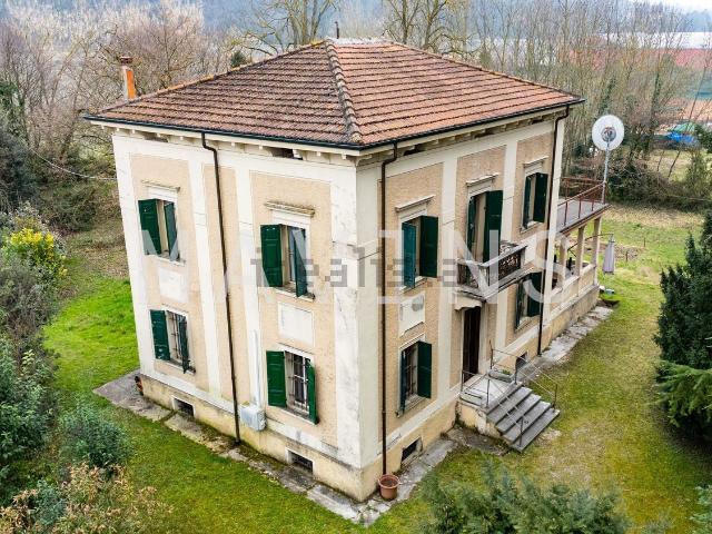 Casa in vendita a Negrar, Veneto