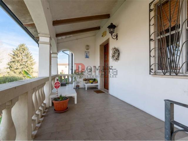 Casa in vendita a Roncoferraro, Lombardia
