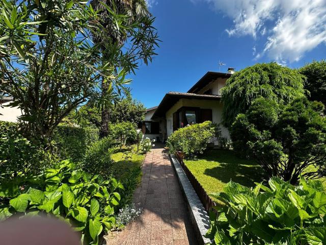 Casa in vendita a Mezzana, Somma Lombardo