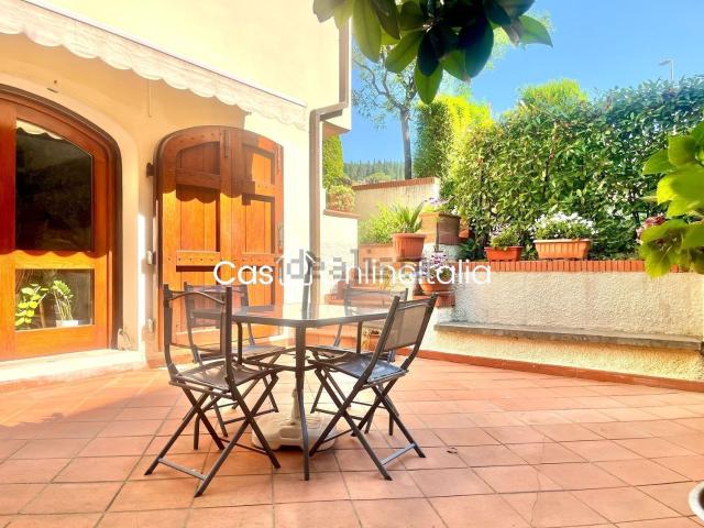 Casa in vendita a Prato, Toscana