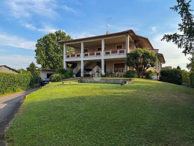 Casa in vendita a Manerbio, Lombardia