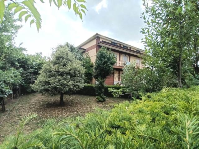 Casa in vendita a Serino, Campania