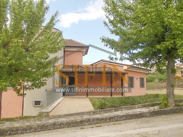 Casa in vendita a Terre dell’Ufita, Frigento