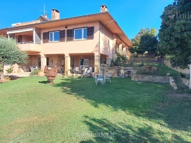 Casa in vendita a Marsciano, Umbria