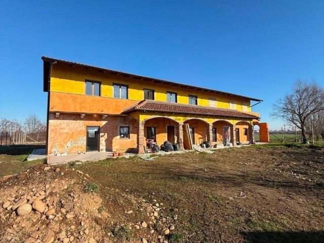 Casa in vendita a Piemonte, Vercelli