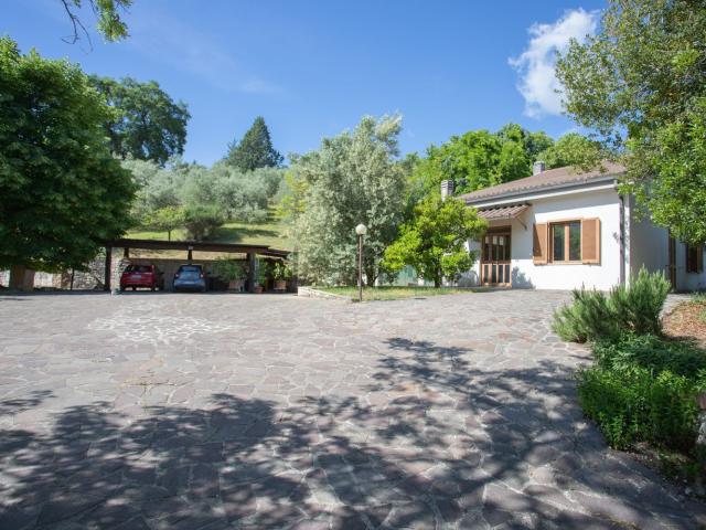 Casa in vendita a Colle, Stroncone