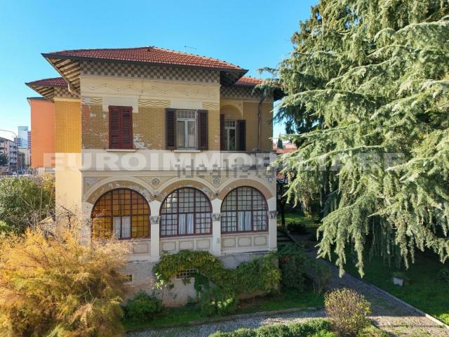 Casa in vendita a Zona Centro, Brescia