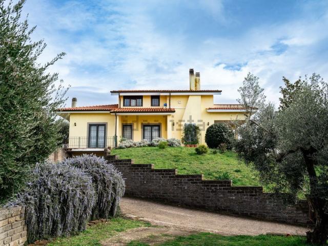 Casa in vendita a Roma Capitale, Lazio