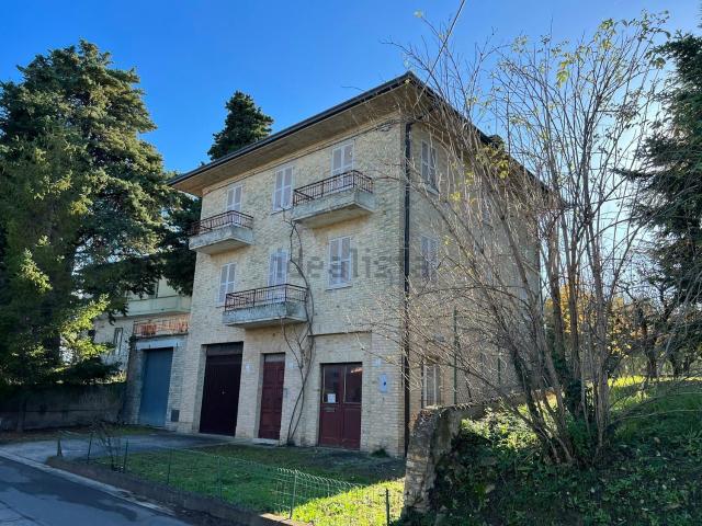 Casa in vendita a Marche, Fermo