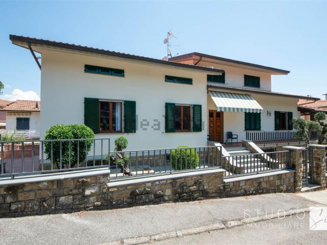 Casa in vendita a Pistoia, Toscana