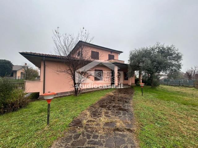 Casa in vendita a Lurano, Bergamo