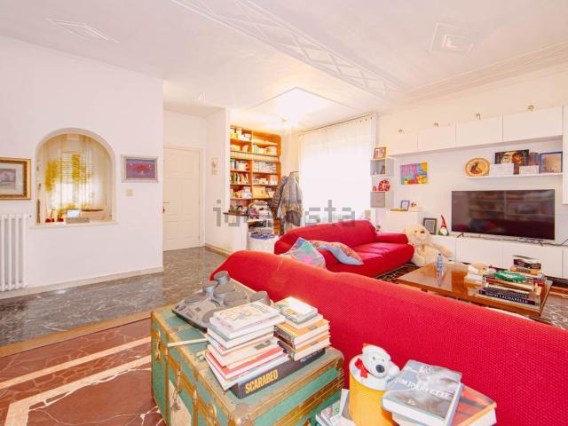 Casa in vendita a Vigevano, Lombardia