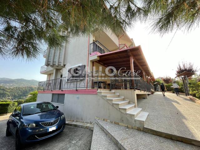 Casa in vendita a Calabria, Cosenza