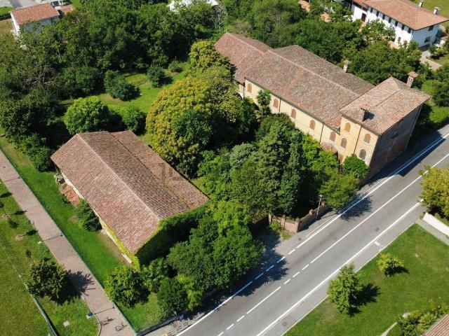 Casa in vendita a Padernello, Paese