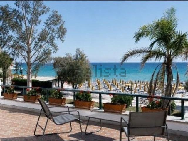 Casa in vendita a Mondello, Palermo