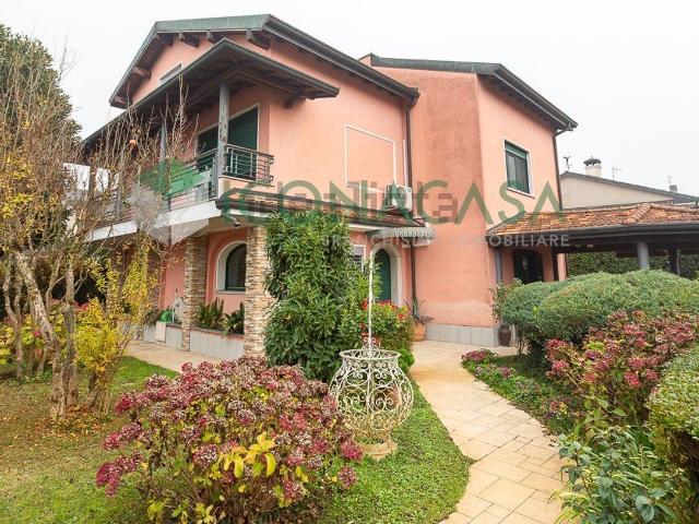 Casa in vendita a San Carlo, Crema