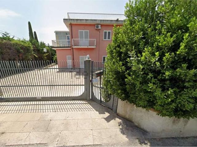 Casa in vendita a Borgo Pintura, Marche