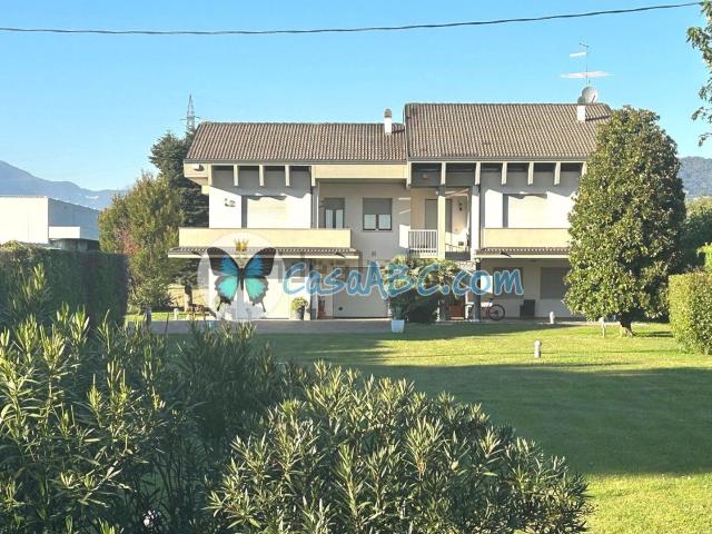 Casa in vendita a Telgate, Lombardia
