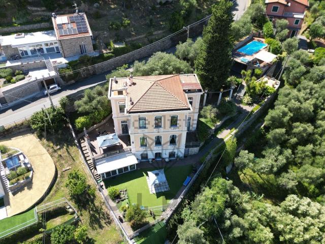 Casa in vendita a Ronco Vecchiora, La Spezia