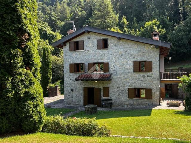 Casa in vendita a Comunità montana della valle Camonica, Ceto