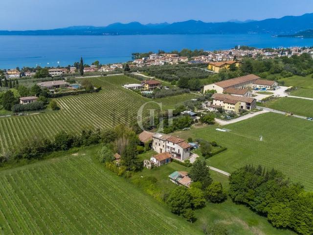 Casa in vendita a Bardolino, Veneto