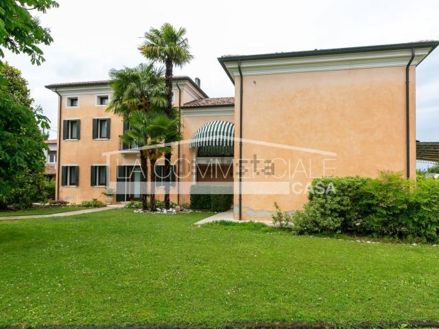 Casa in vendita a Roncade, Veneto