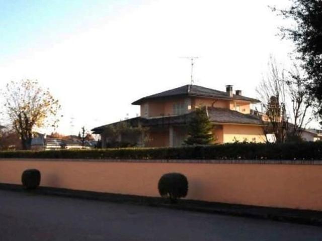 Casa in vendita a Ca' Vecchia, Cadeo