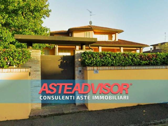 Casa in vendita a Ca' Vecchia, Cadeo