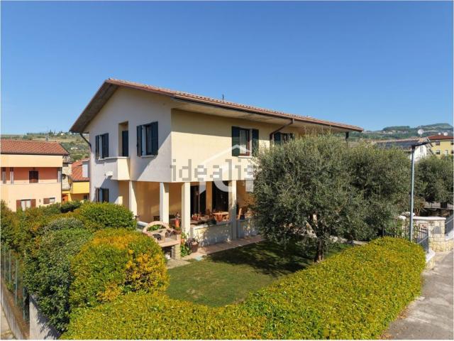 Casa in vendita a San Pietro In Cariano, Veneto