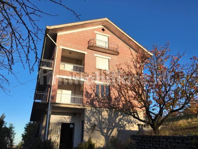 Casa in vendita a Piemonte, Asti